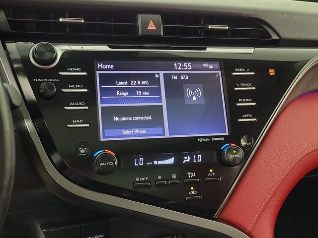 Used 2020 Toyota Camry XSE FWD image 29