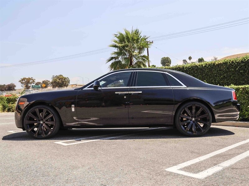 Used 2012 Rolls-Royce Ghost RWD image 4