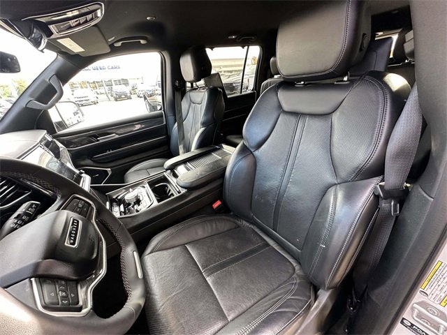 Used 2022 Jeep Wagoneer Series III w/ Convenience Group I image 5