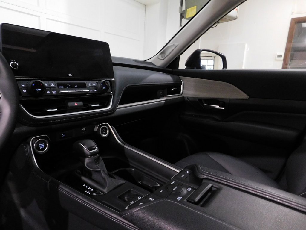 Used 2024 Toyota Grand Highlander Limited image 67