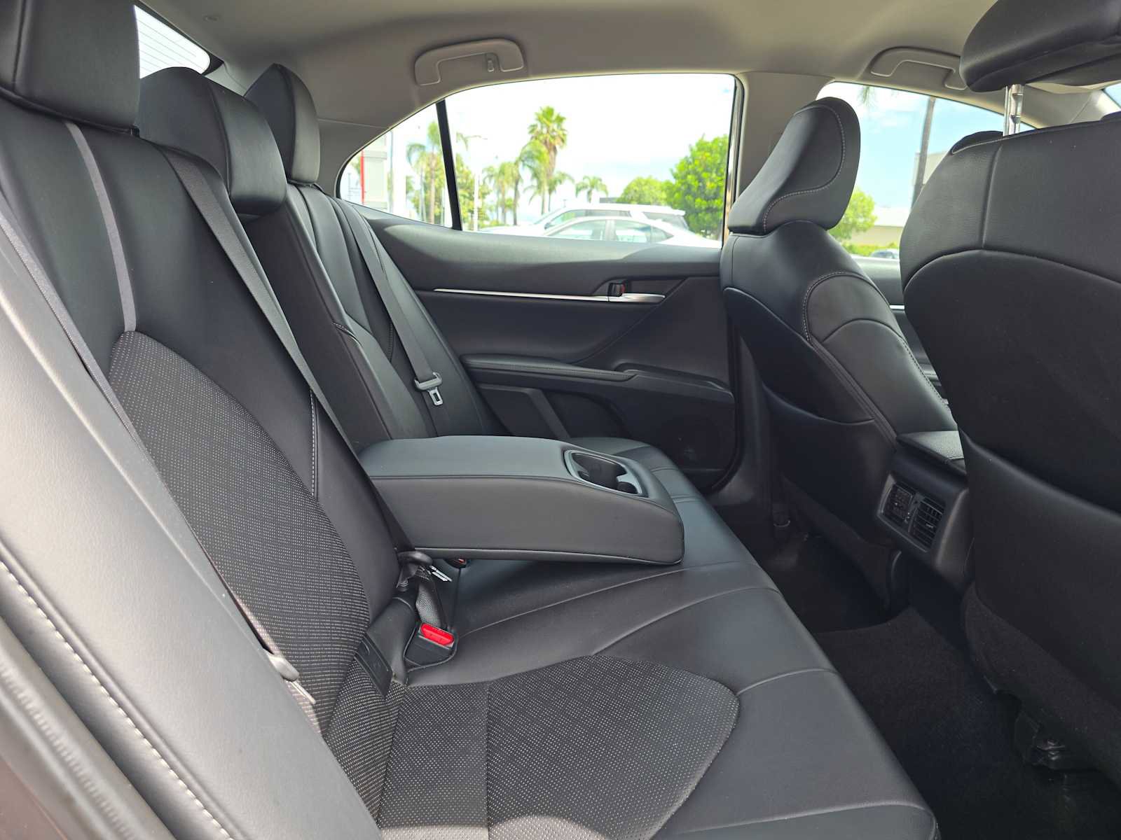 Used 2023 Toyota Camry XSE FWD image 12