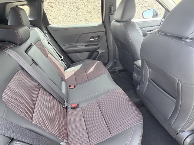 New 2026 Nissan Kicks SR image 28
