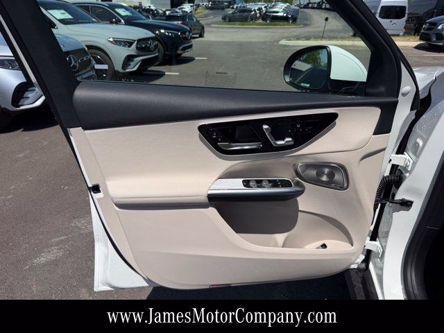 Used 2026 Mercedes-Benz GLC 300 4MATIC image 18