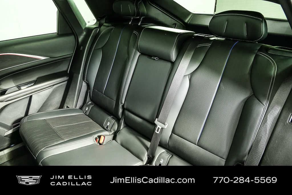 Used 2024 Cadillac Lyriq Sport AWD/4WD image 18