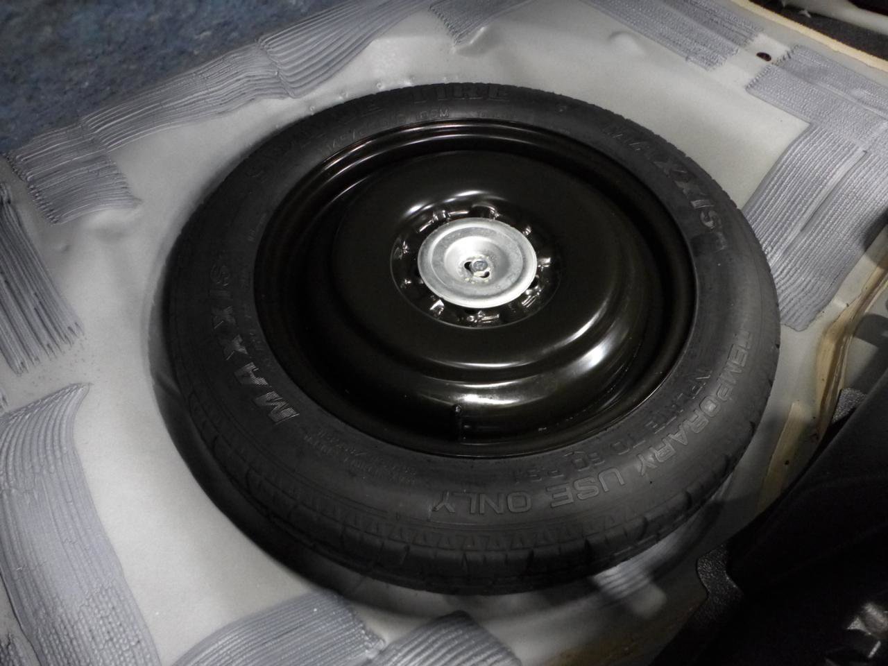 Used 2011 Lincoln MKZ FWD image 67