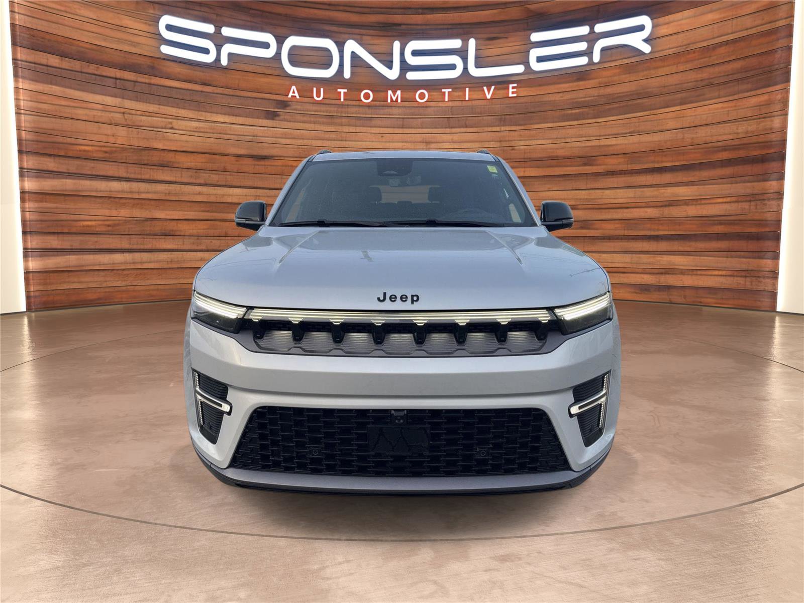 New 2026 Jeep Grand Wagoneer L Summit w/ Premium Group III image 9