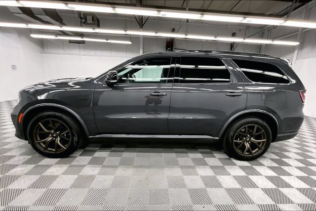 Used 2025 Dodge Durango R/T w/ Tow 'N Go Package AWD/4WD image 14