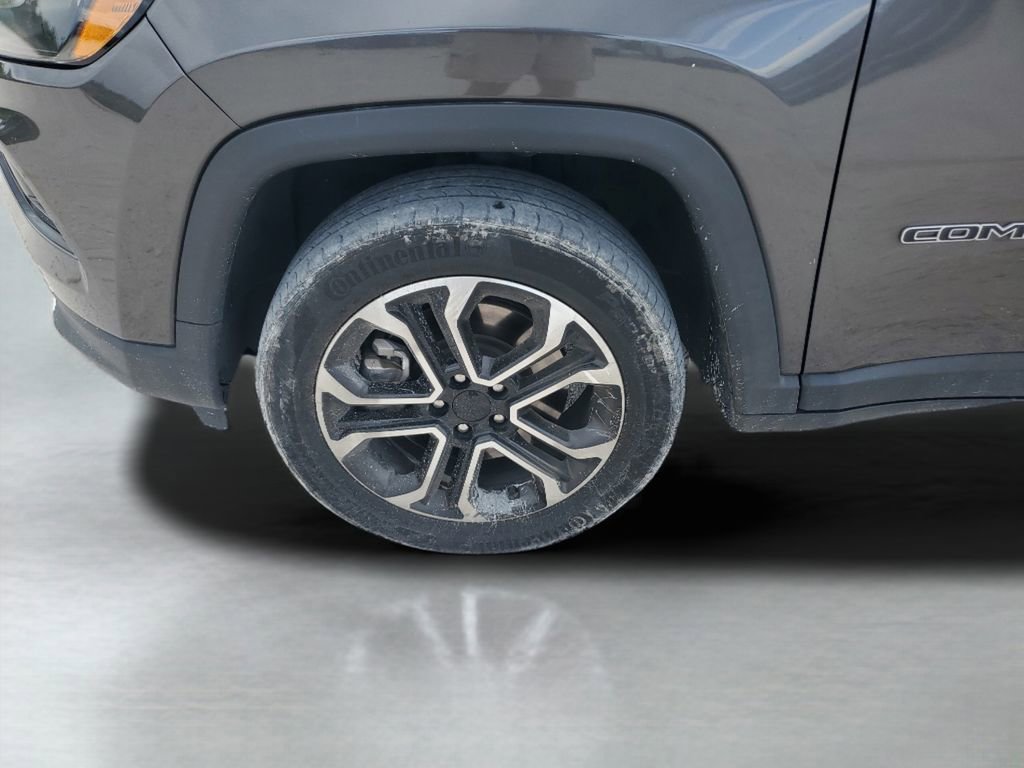 Used 2023 Jeep Compass Limited image 10