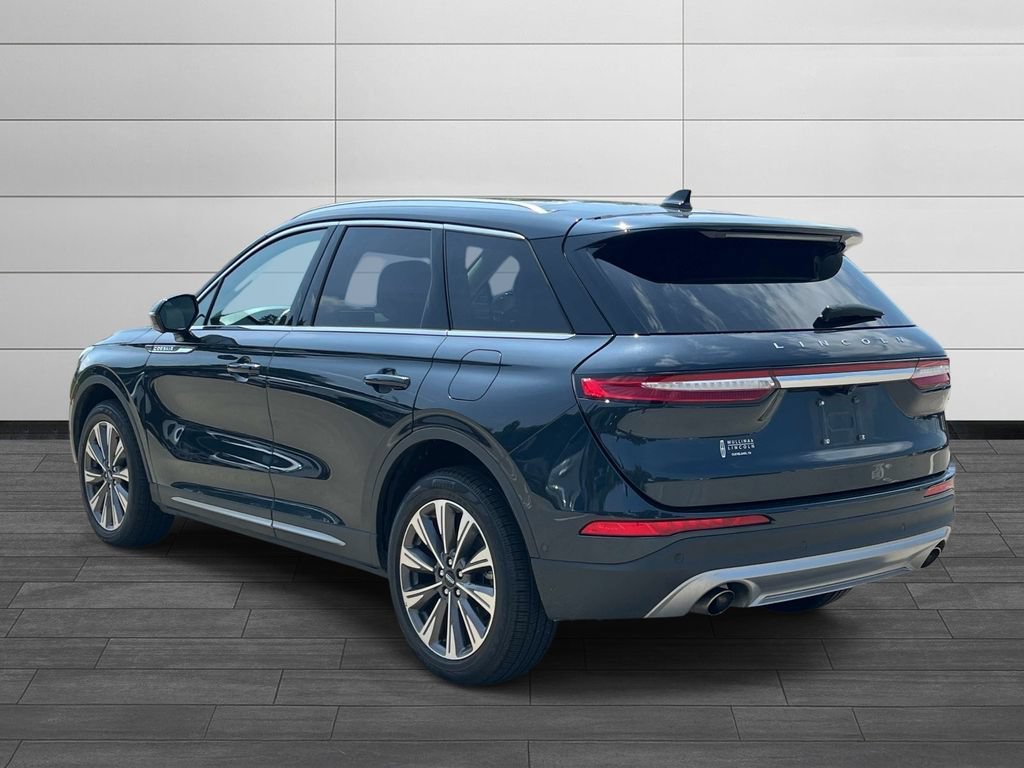 Used 2020 Lincoln Corsair Reserve FWD image 3
