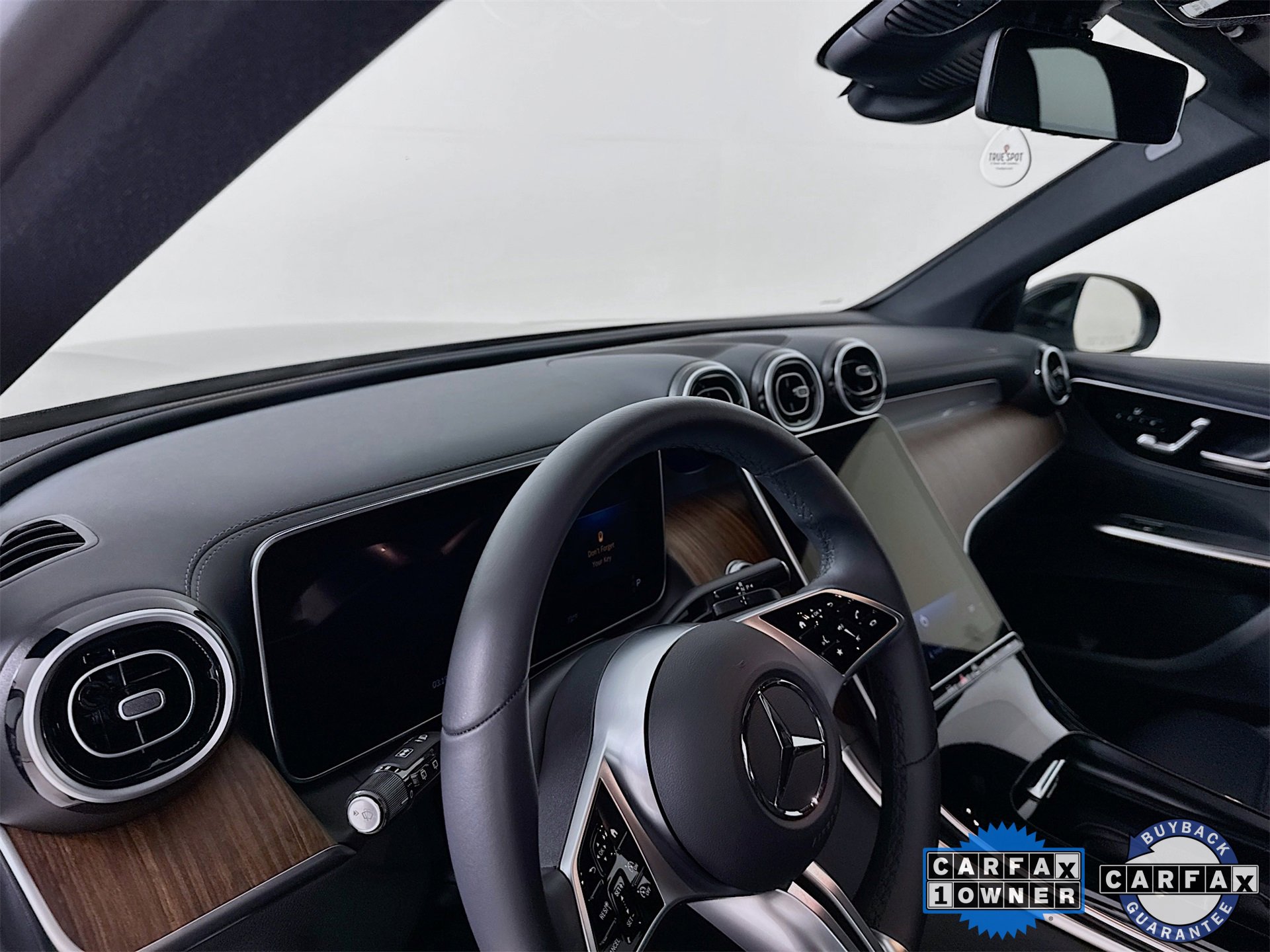 Certified 2024 Mercedes-Benz GLC 300 4MATIC image 10