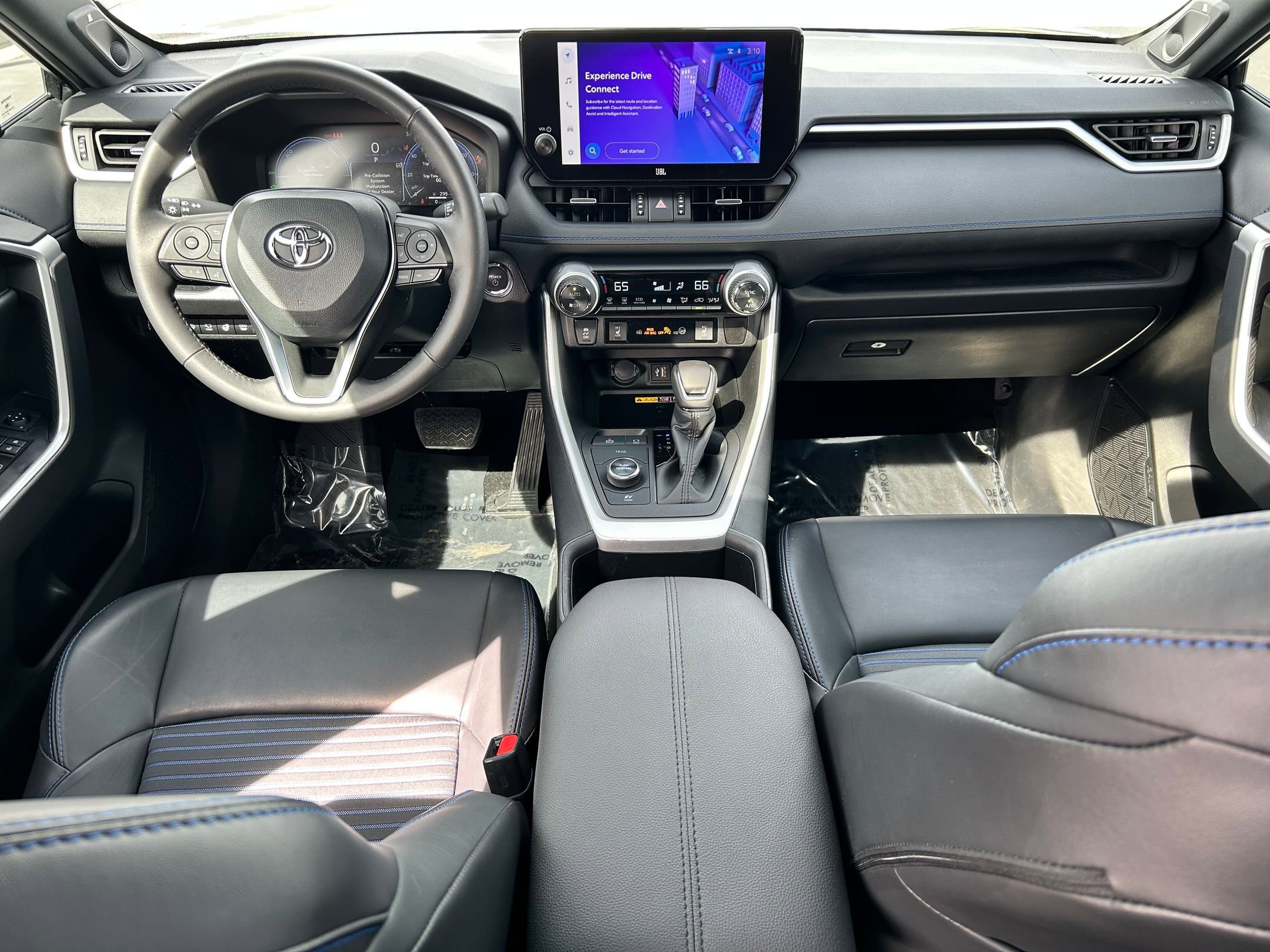 Used 2025 Toyota RAV4 XSE w/ Advanced Technology Package image 22