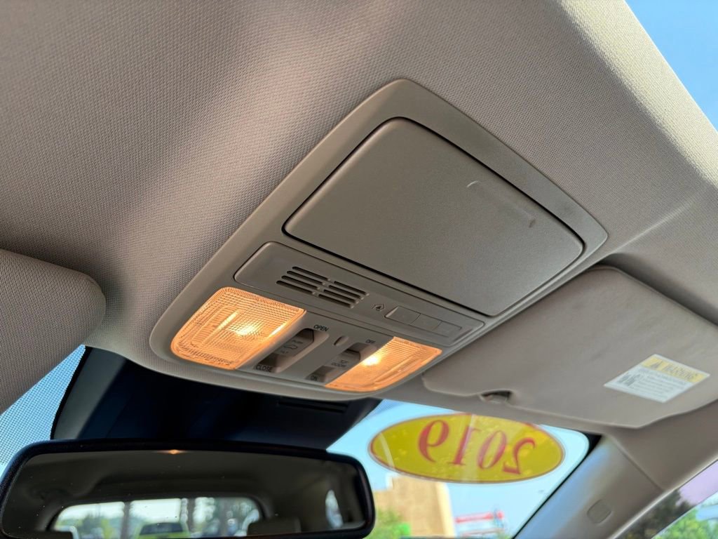 Used 2019 Honda CR-V Touring image 23