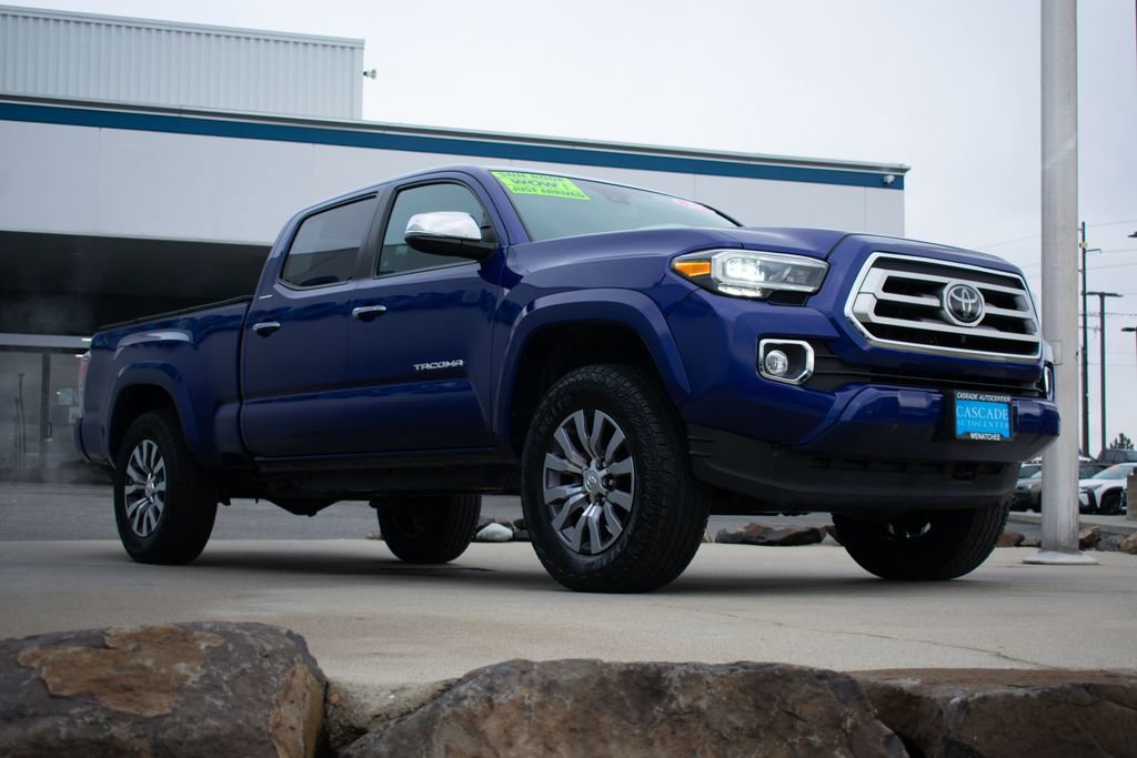 Used 2023 Toyota Tacoma Limited image 5
