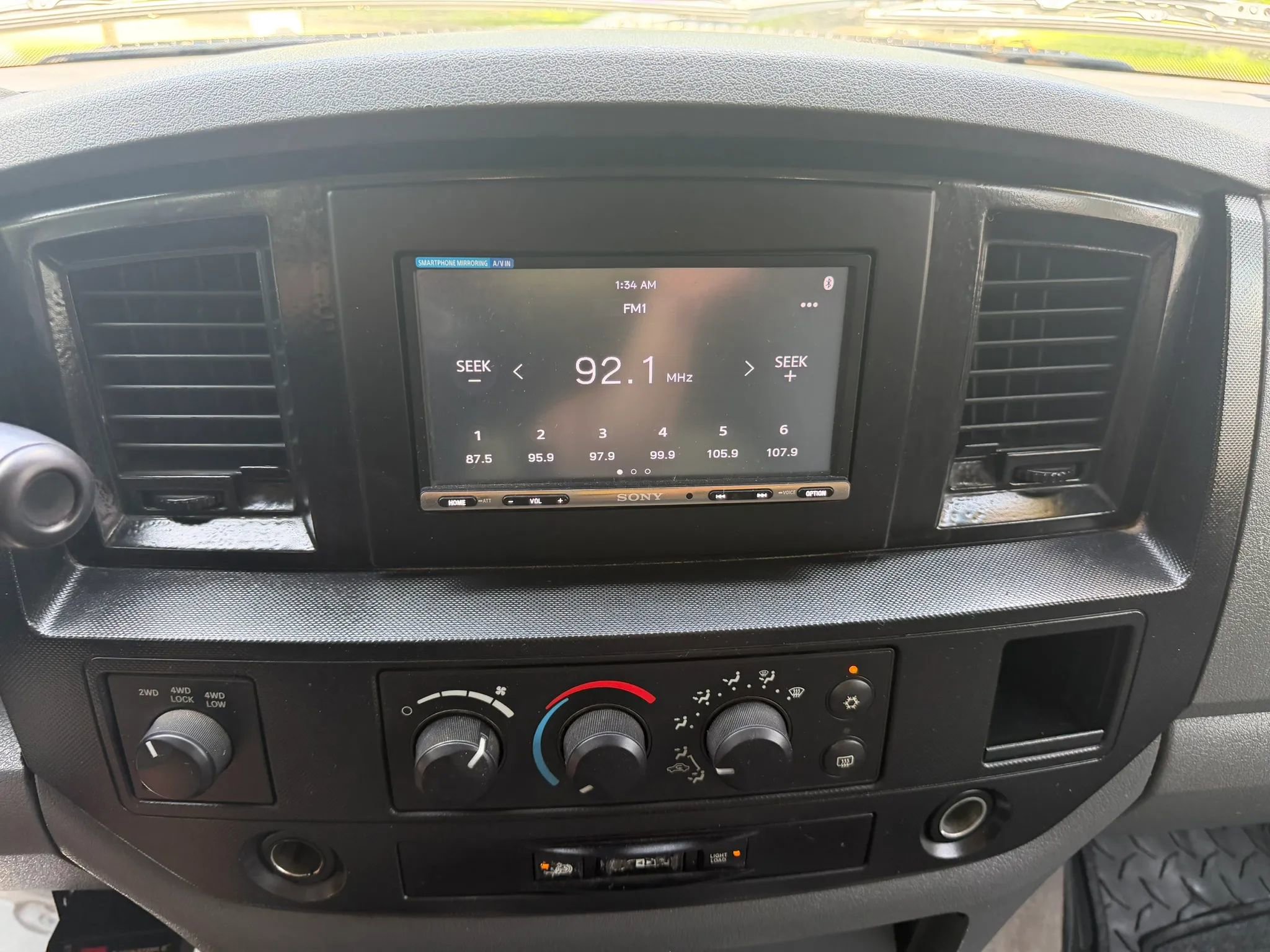 Used 2009 Dodge Ram 2500 Truck SLT w/ Trailer Tow Group AWD/4WD image 16