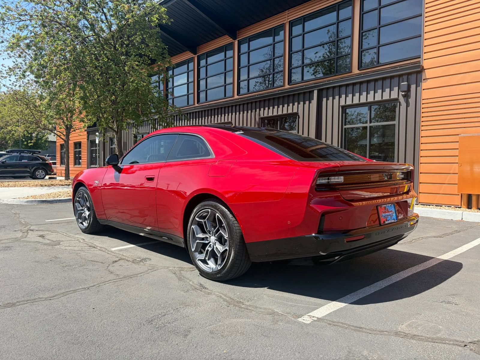 Used 2025 Dodge Charger Daytona R/T w/ Plus Group AWD/4WD image 3
