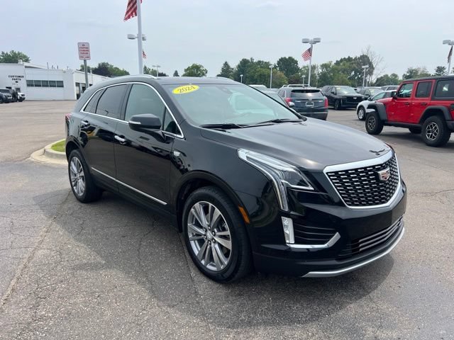 Used 2024 Cadillac XT5 Premium Luxury w/ LPO, Floor Liner Package AWD/4WD image 3