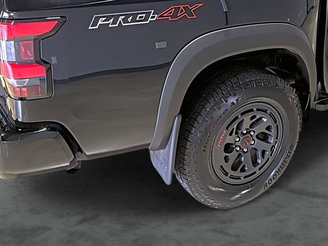 Used 2025 Nissan Frontier PRO-4X AWD/4WD image 13