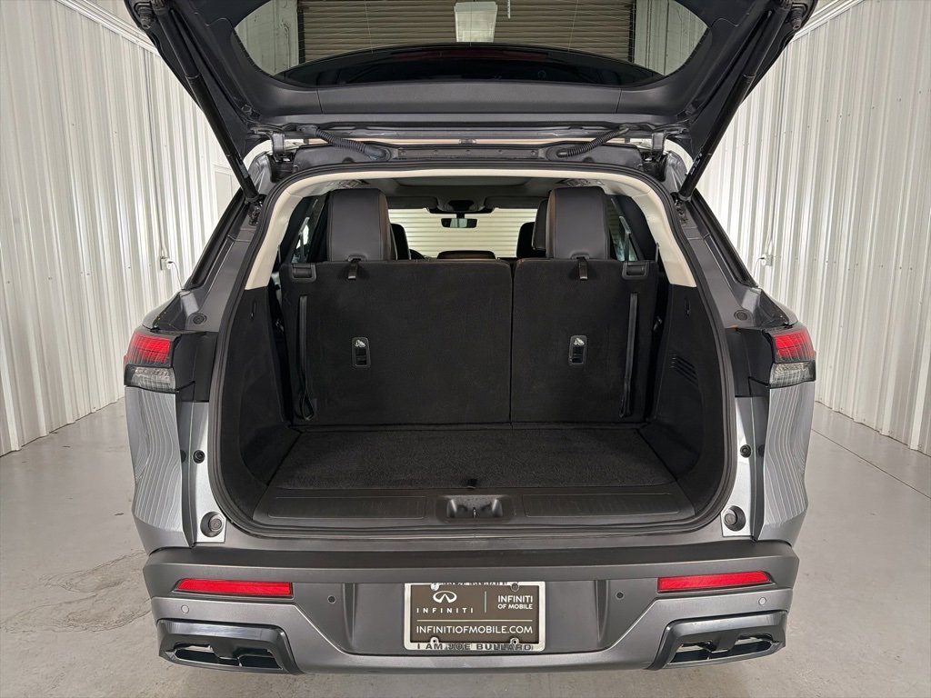 Certified 2024 INFINITI QX60 Luxe image 8