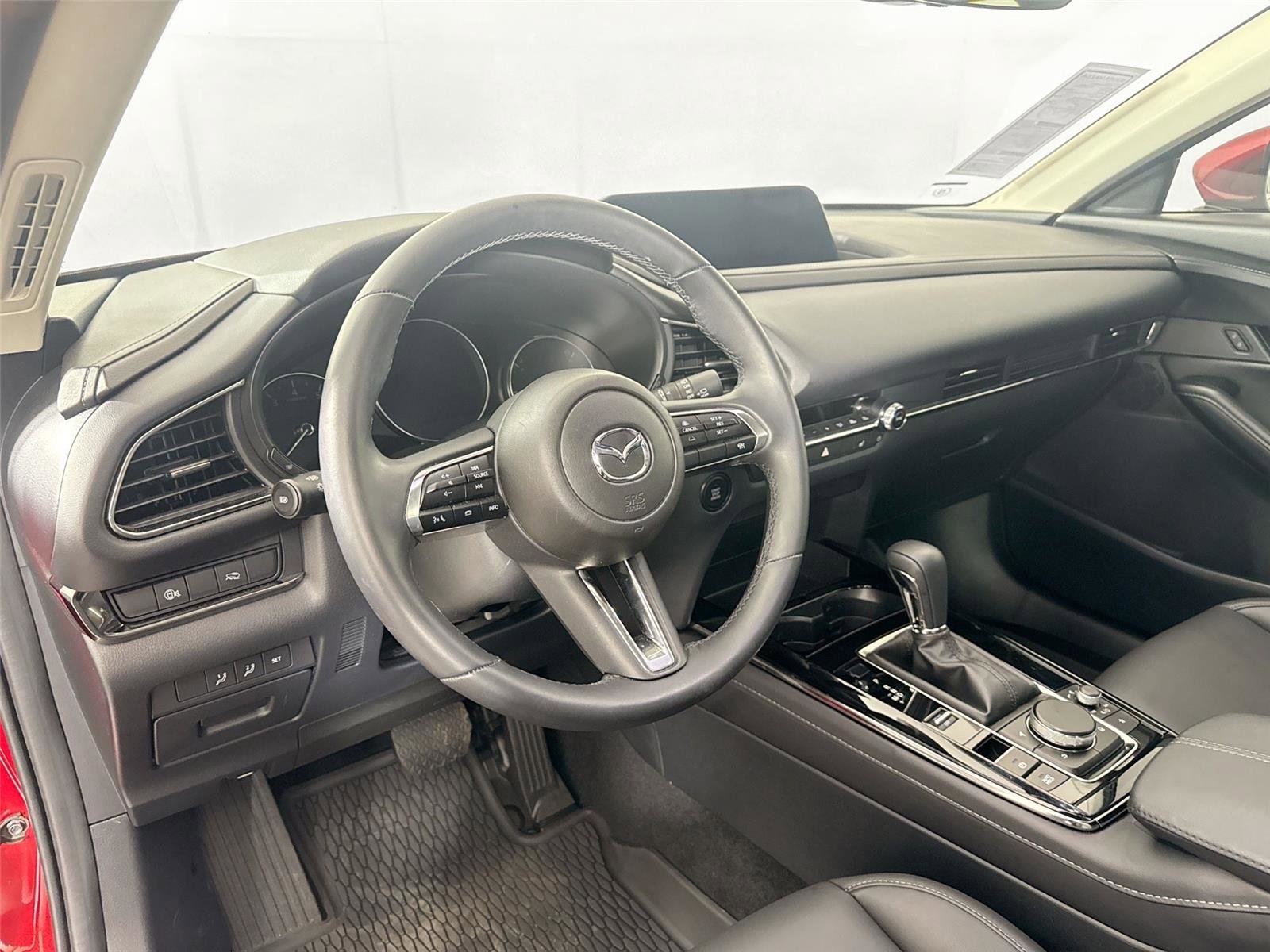 Certified 2025 MAZDA CX-30 AWD 2.5 S w/ Preferred Package image 4