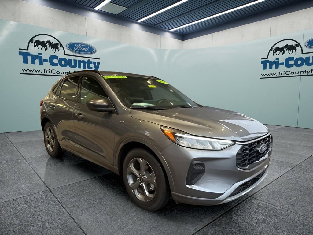 Used 2024 Ford Escape ST-Line w/ Tech Pack #1
