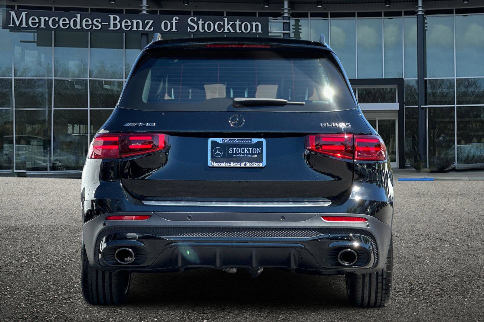 New 2026 Mercedes-Benz GLB 35 AMG AMG 35 image 5