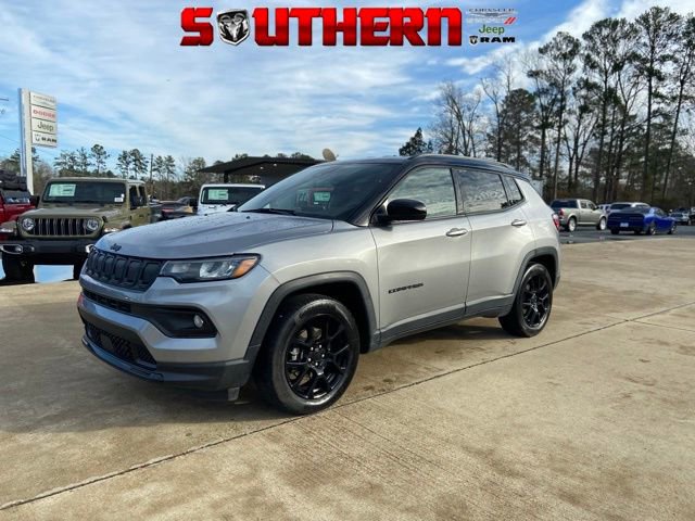Used 2022 Jeep Compass Altitude
