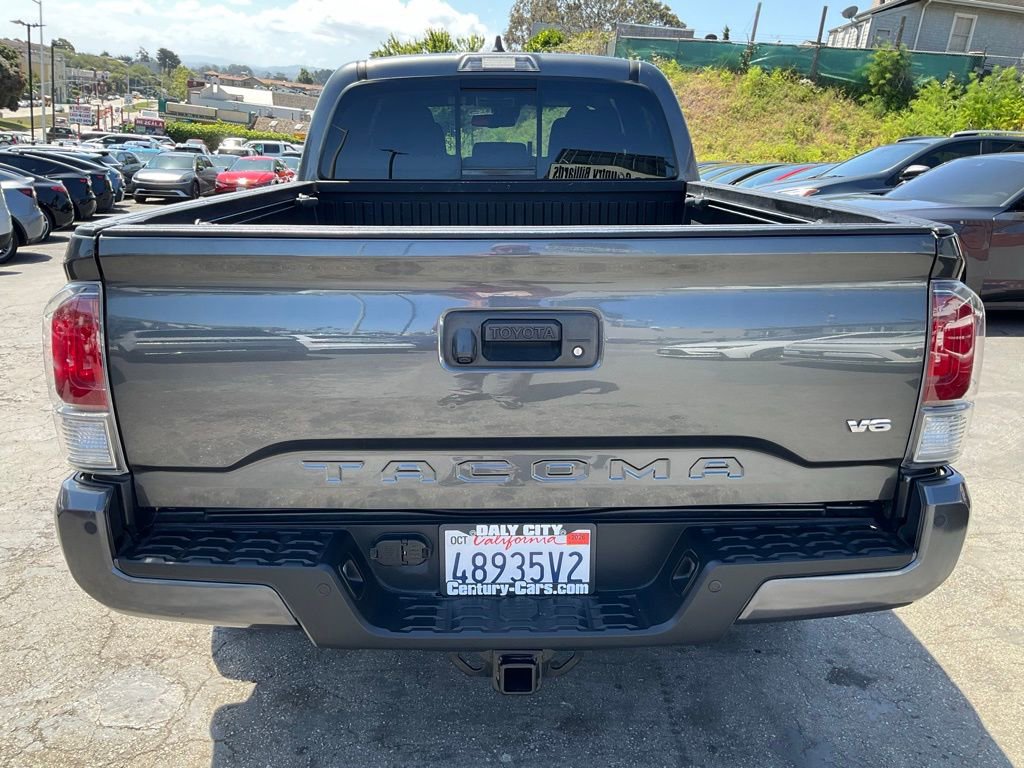 Used 2020 Toyota Tacoma TRD Off-Road w/ Technology Package AWD/4WD image 4