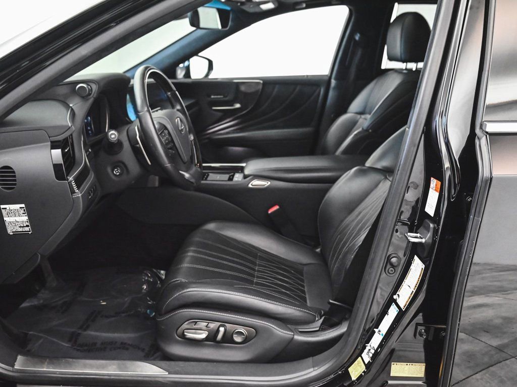 Used 2019 Lexus LS 500 AWD w/ Luxury Package image 29