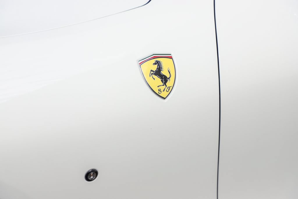 Certified 2026 Ferrari Roma Spider RWD image 37