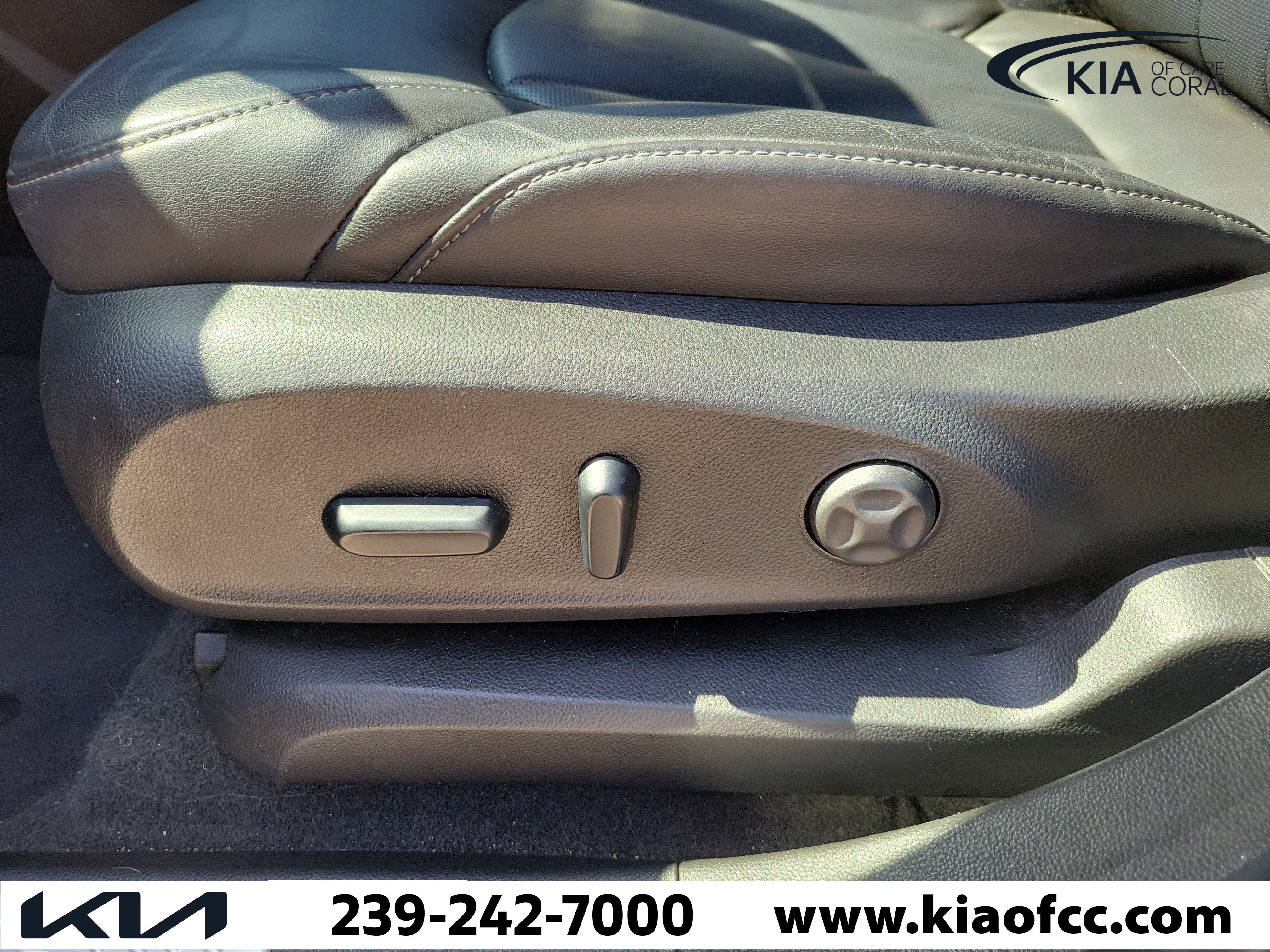 Used 2020 Buick Envision Essence FWD image 22