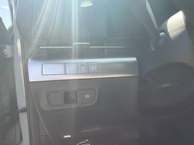 Used 2026 Hyundai Kona SE AWD/4WD image 24