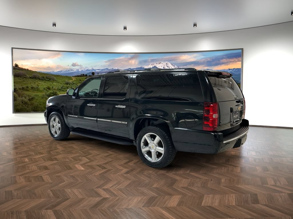 Used 2014 Chevrolet Suburban LTZ AWD/4WD image 5