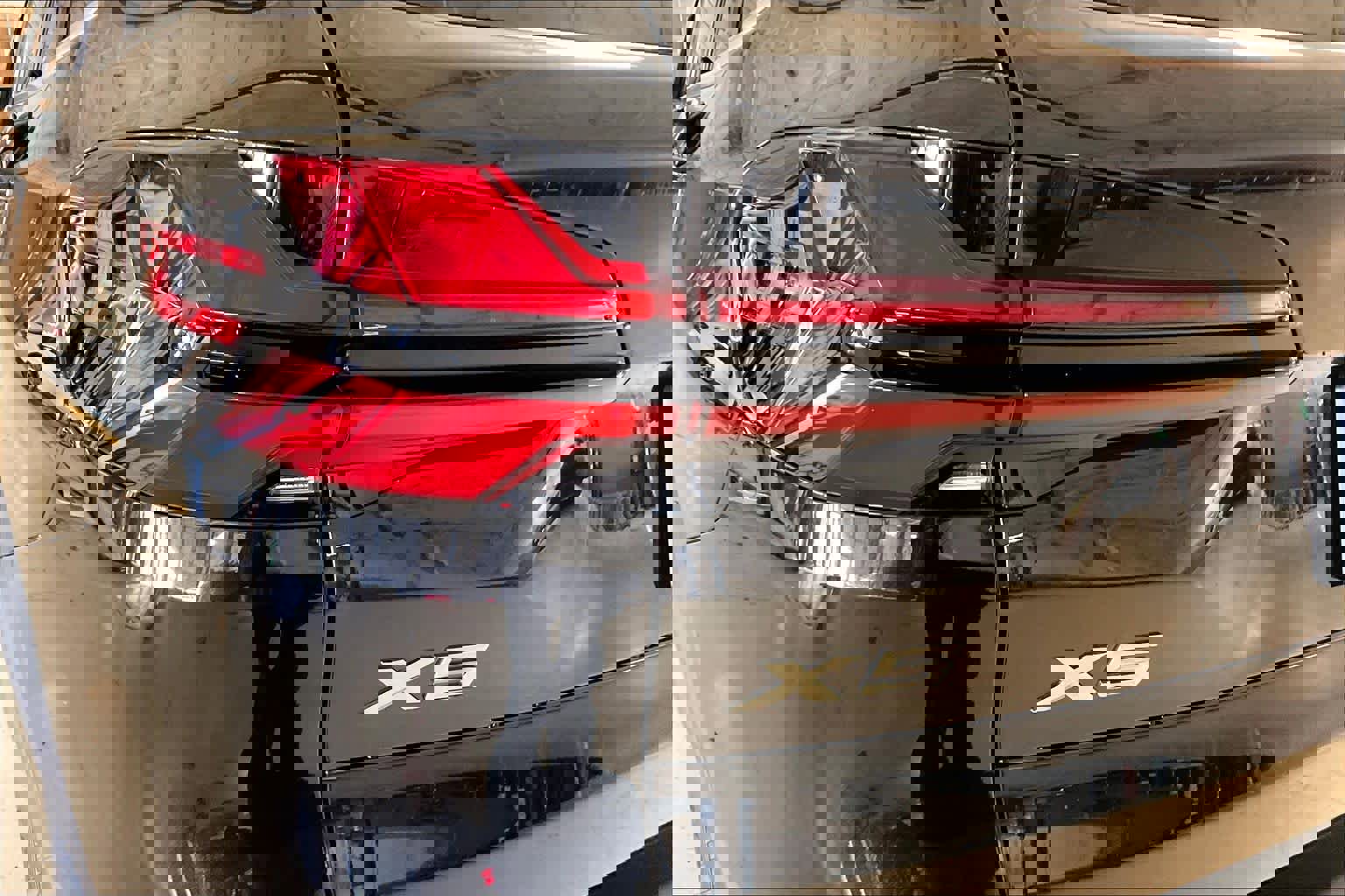 New 2026 BMW X5 sDrive40i image 14