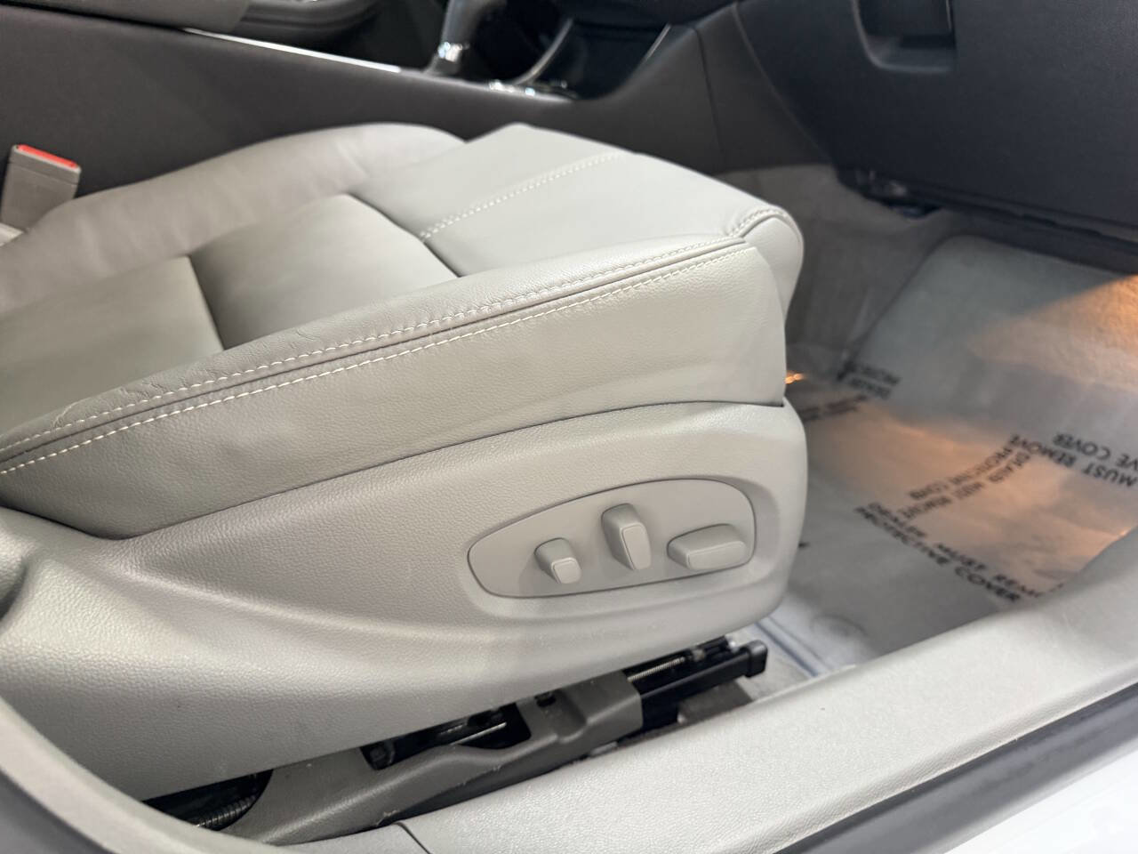 Used 2019 Chevrolet Impala LT w/ LT Leather Package FWD image 19