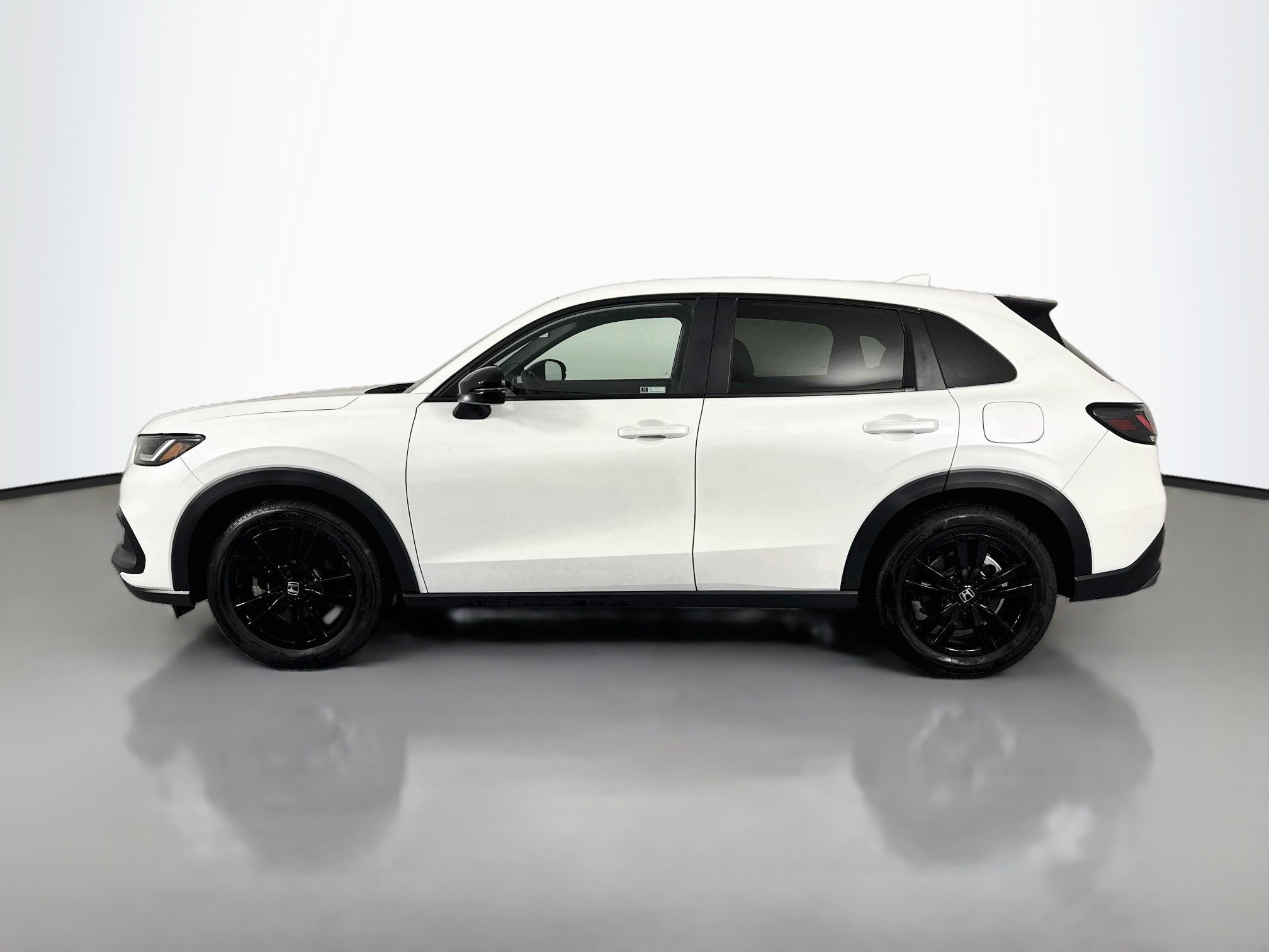 Certified 2026 Honda HR-V Sport image 8