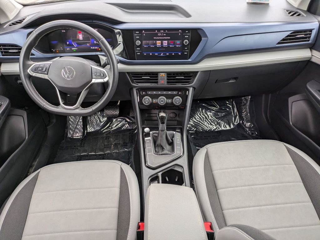 Used 2024 Volkswagen Taos SE image 24