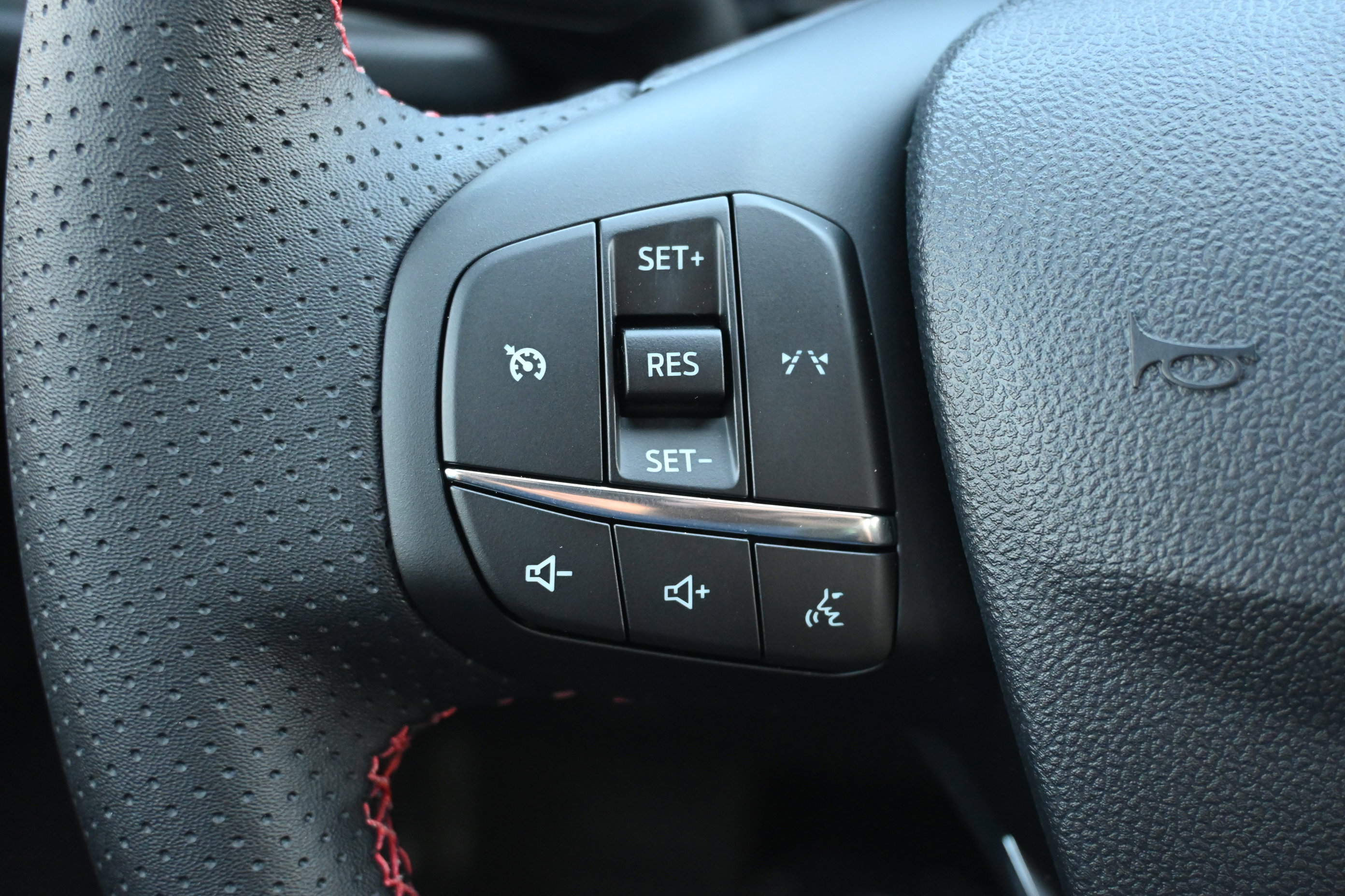 New 2026 Ford Escape ST-Line image 16