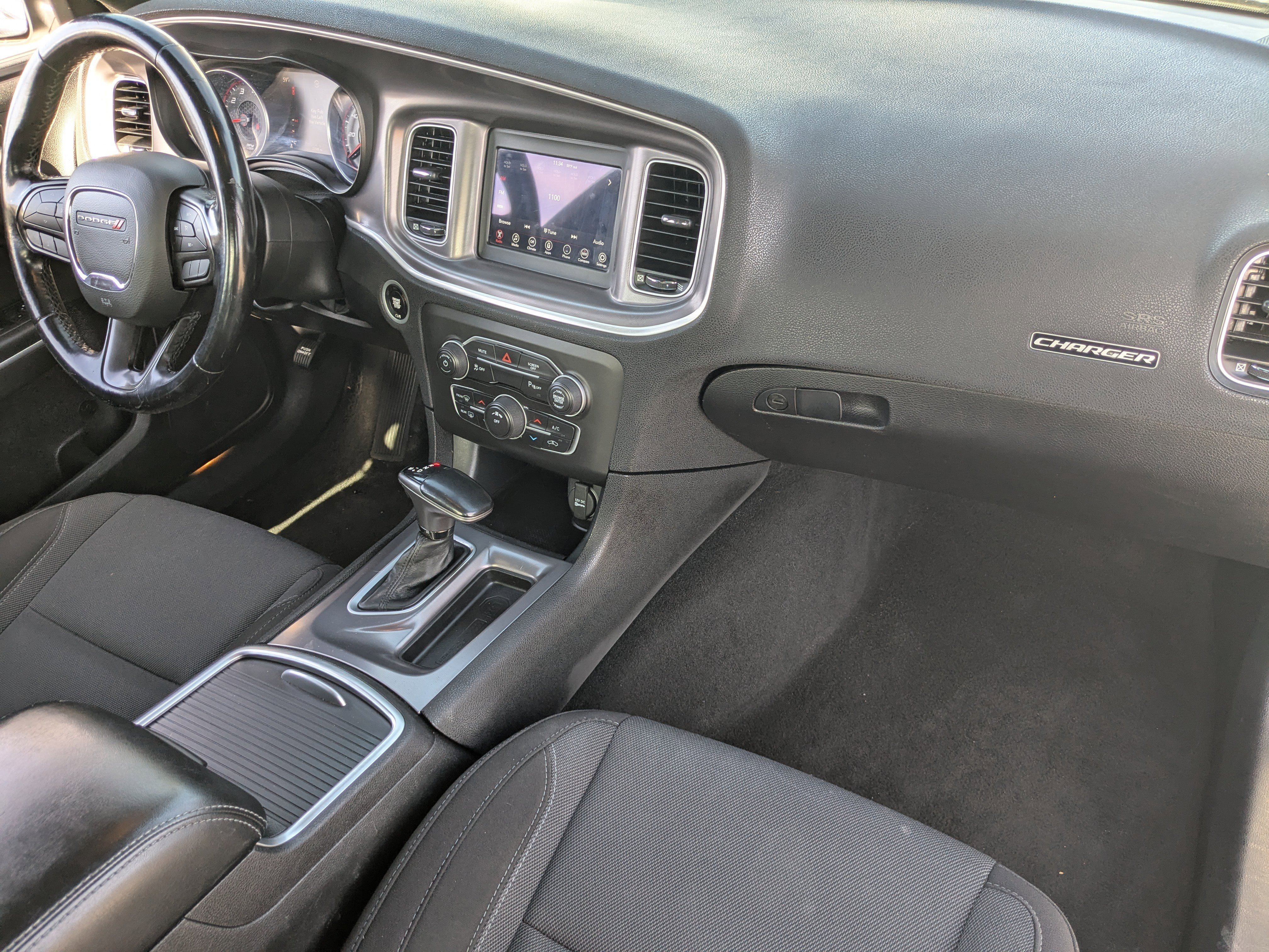 Used 2021 Dodge Charger SXT image 12