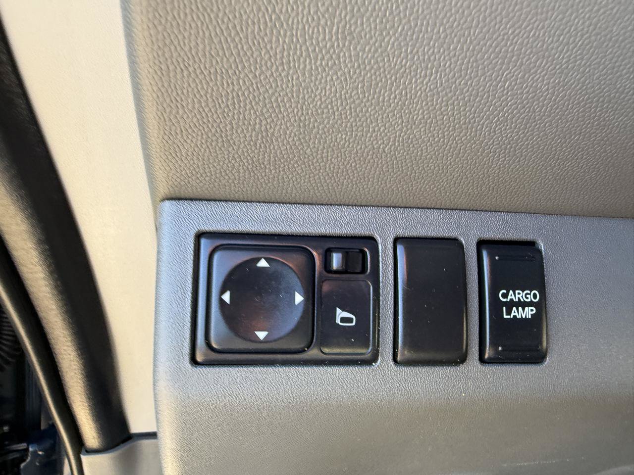 Used 2020 Nissan Frontier SV RWD image 12