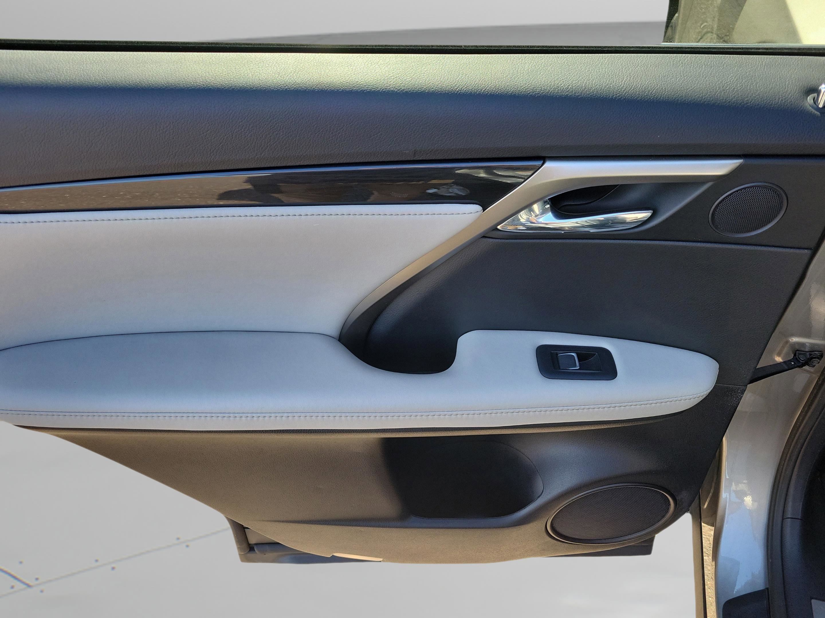 Used 2017 Lexus RX 350 FWD image 31