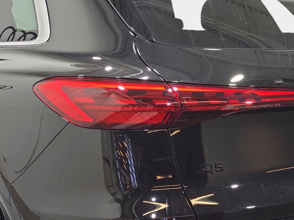Used 2025 Audi Q5 Premium Plus image 35