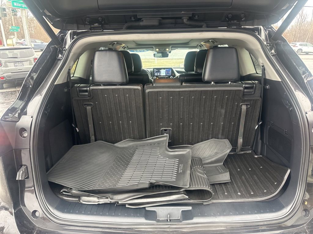 Used 2021 Toyota Highlander Platinum image 33