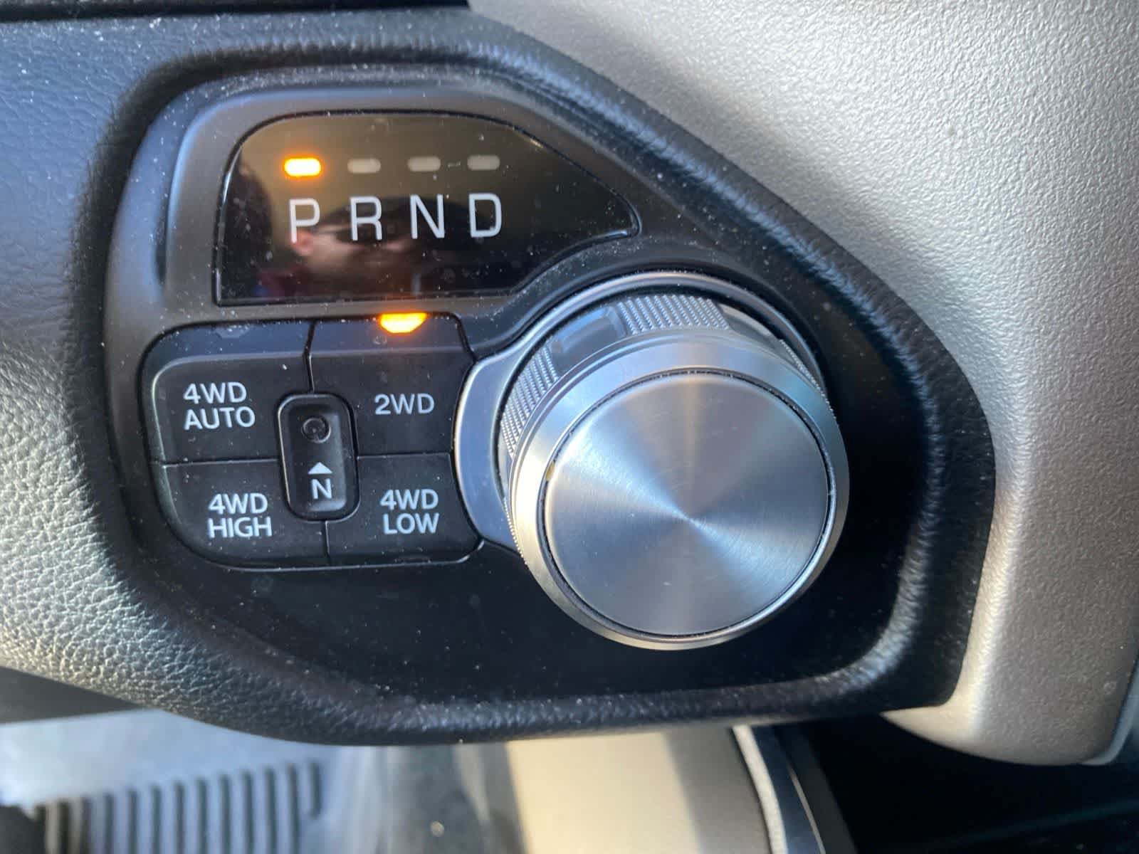 Used 2022 RAM 1500 Laramie AWD/4WD image 15