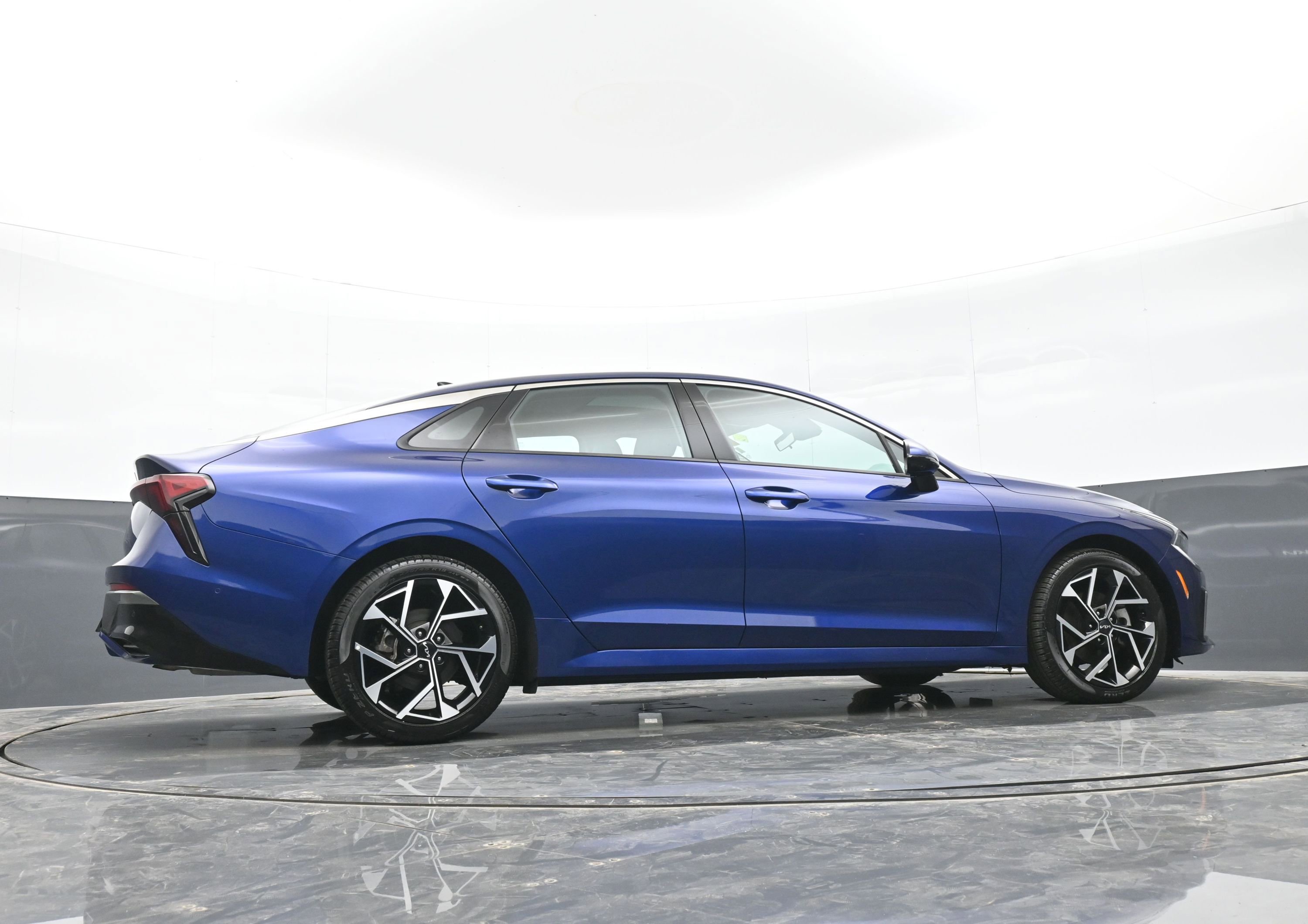 Used 2025 Kia K5 EX image 41