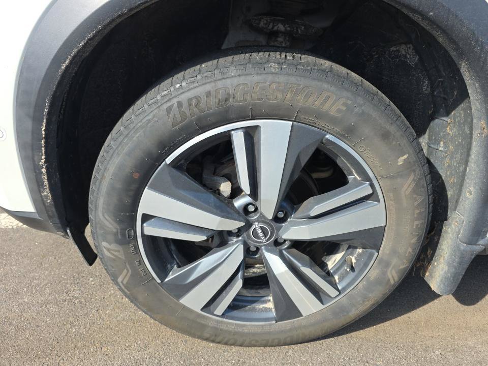 Certified 2023 Nissan Rogue SL w/ SL Premium Package AWD/4WD image 18