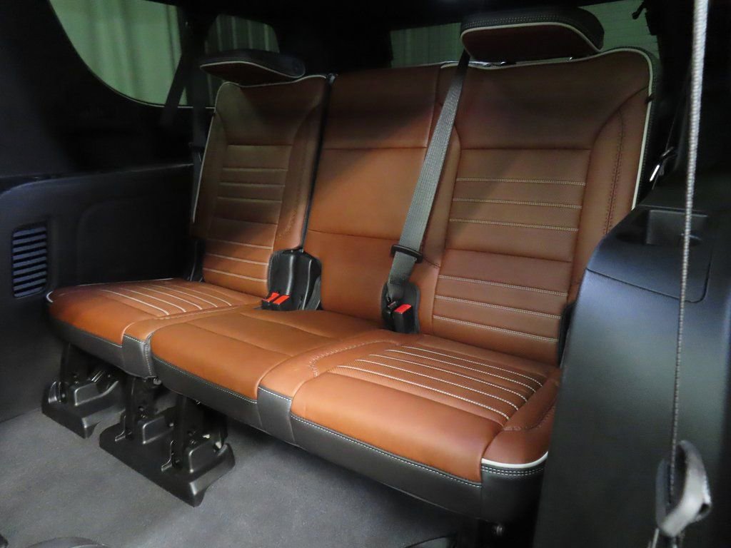 Used 2024 GMC Yukon XL Denali Ultimate image 13
