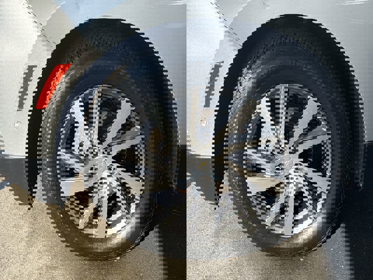 Used 2022 Chevrolet Equinox Premier image 33