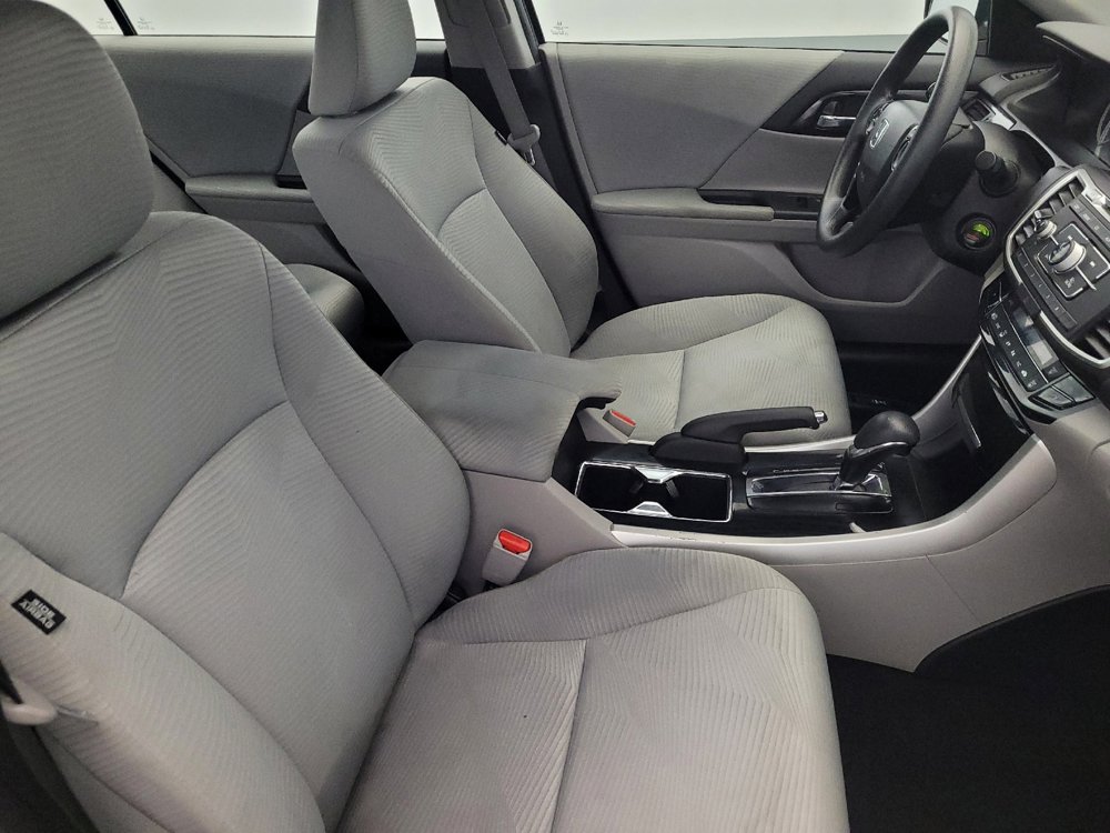 Used 2017 Honda Accord LX image 21