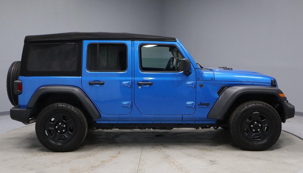 Used 2024 Jeep Wrangler Sport image 11