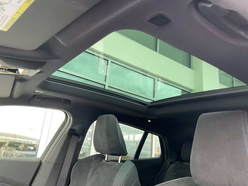 New 2026 BMW X2 xDrive28i w/ Technology Package image 21